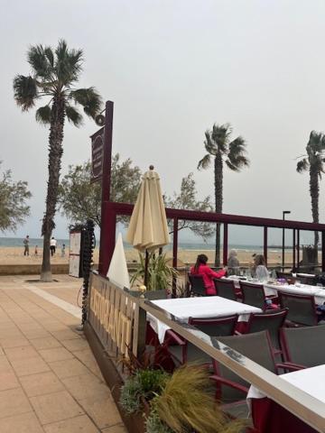 Apartamiento Vista Al Mar - Holiday Center En רוזס מראה חיצוני תמונה