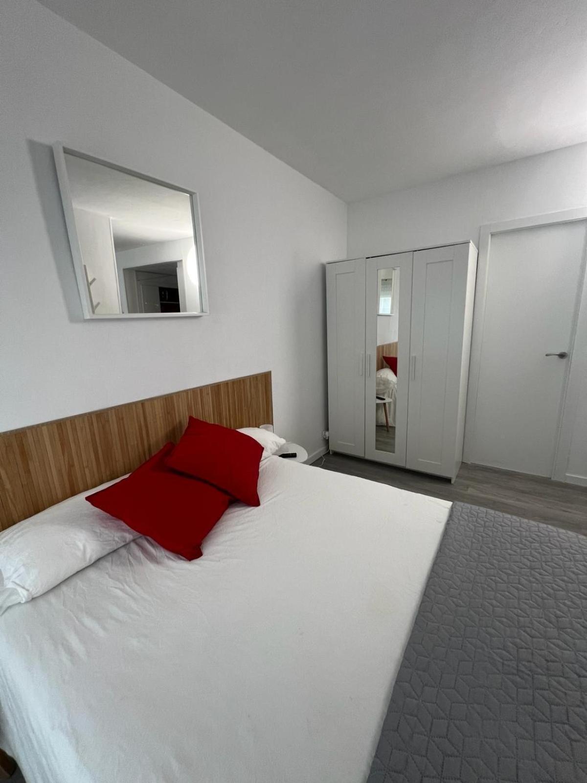Apartamiento Vista Al Mar - Holiday Center En רוזס מראה חיצוני תמונה
